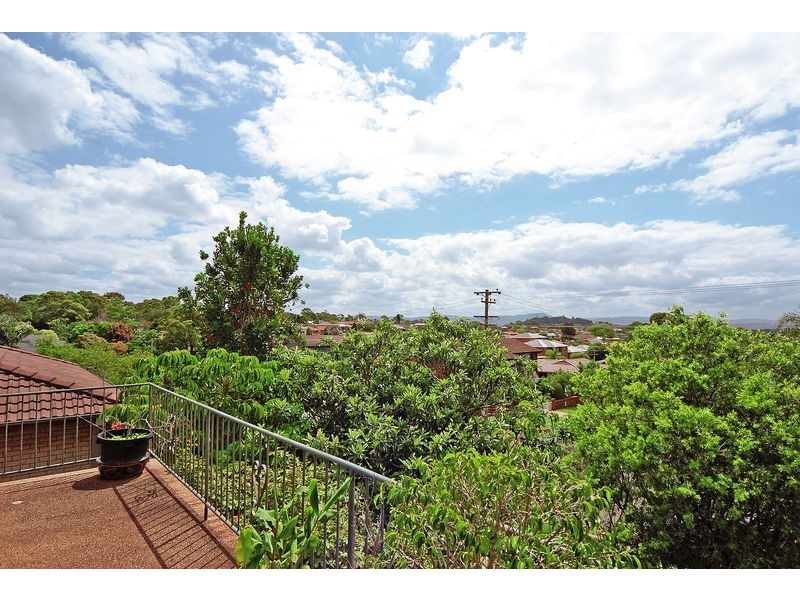 58 Loftus Drive, Barrack Heights NSW 2528