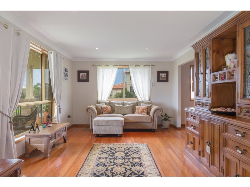 44 Southern Cross Boulevard, Shell Cove NSW 2529