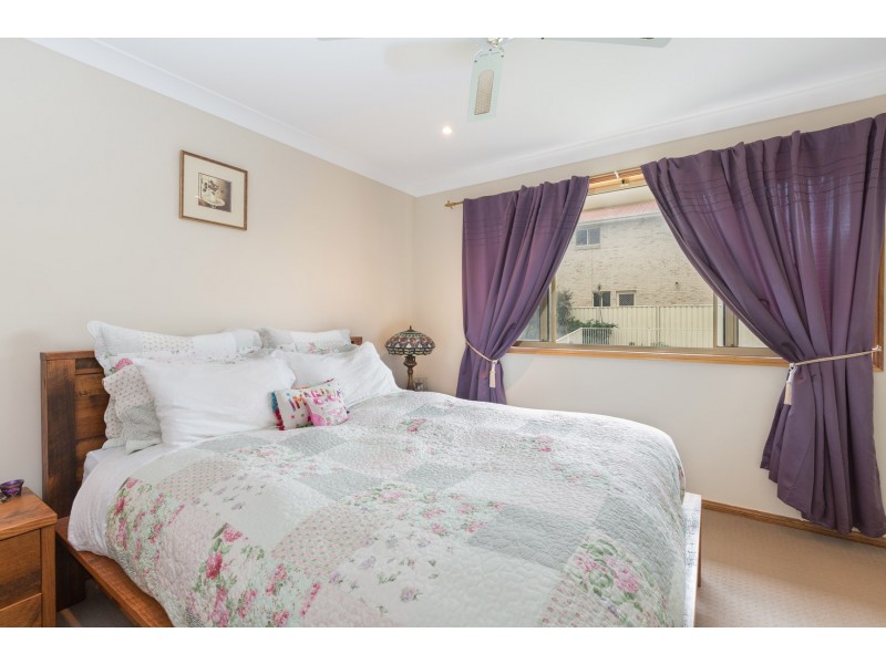 44 Southern Cross Boulevard, Shell Cove NSW 2529