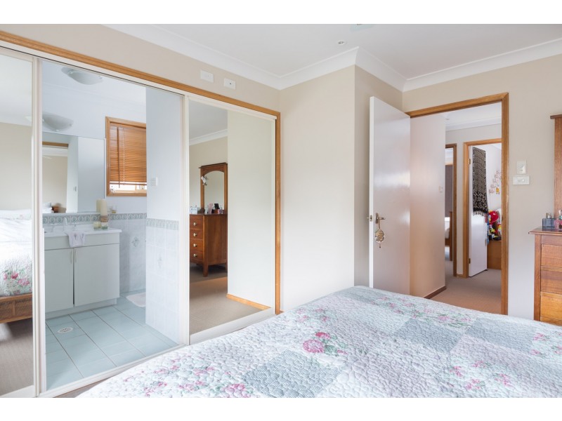 44 Southern Cross Boulevard, Shell Cove NSW 2529