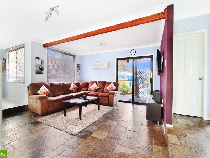 31 Day Street, Lake Illawarra NSW 2528