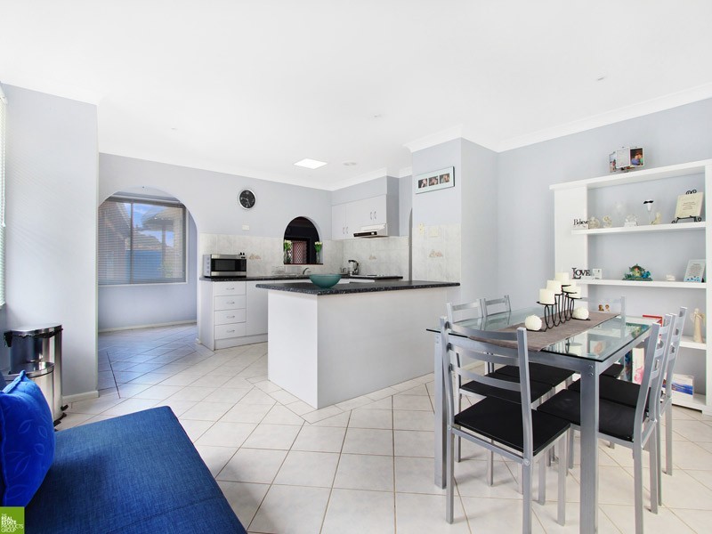31 Day Street, Lake Illawarra NSW 2528