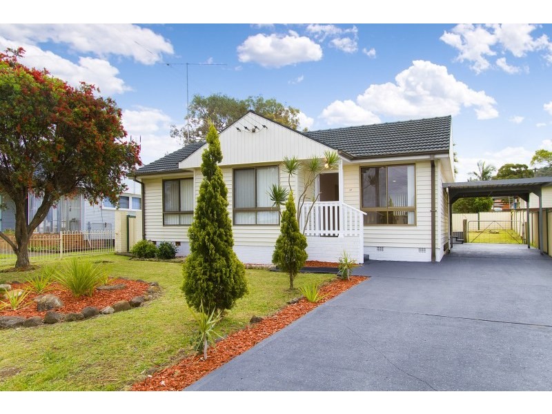 37 Landy Drive, Mount Warrigal NSW 2528