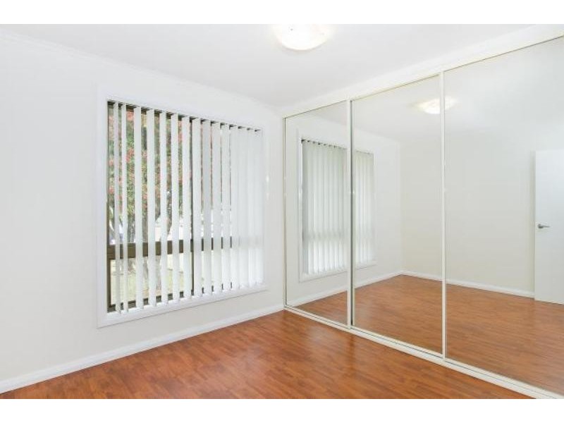 37 Landy Drive, Mount Warrigal NSW 2528