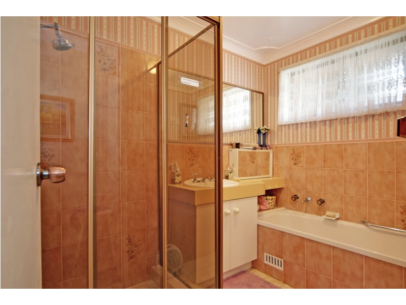 21 Parklands Drive, Shellharbour NSW 2529