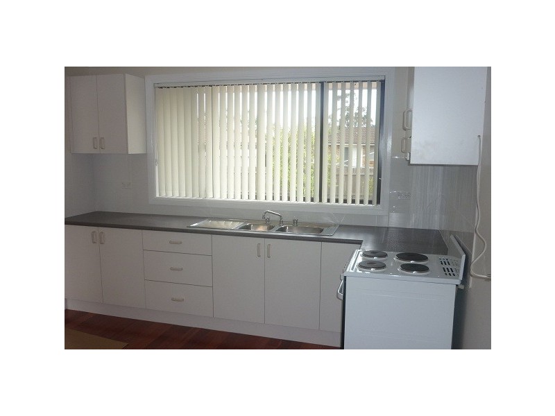 6 Melaleuca Road, Albion Park Rail NSW 2527