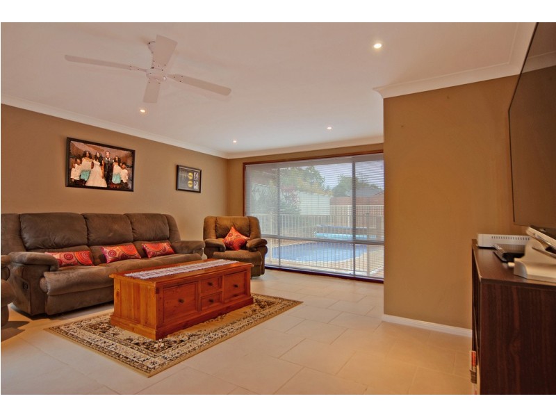 32 Mummuga Close, Flinders NSW 2529