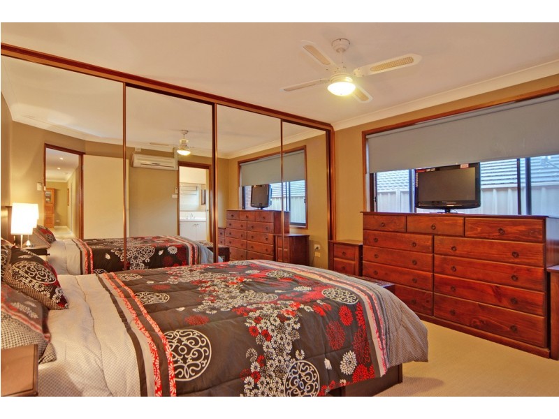 32 Mummuga Close, Flinders NSW 2529