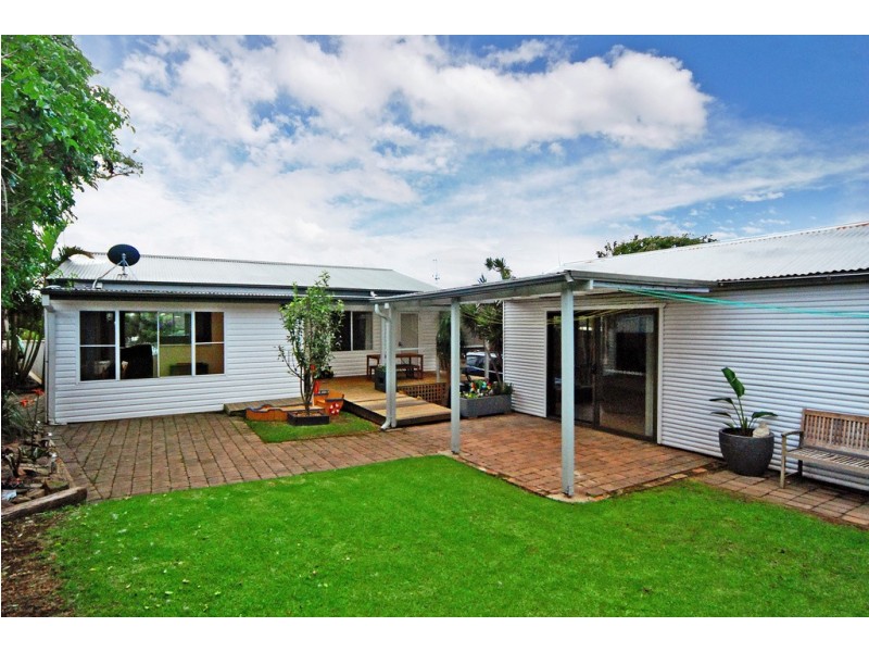2 Bluebell Road, Barrack Heights NSW 2528