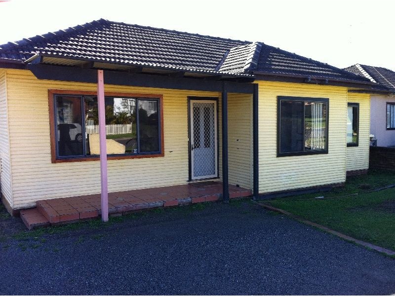 19 Bluebell Road, Barrack Heights NSW 2528