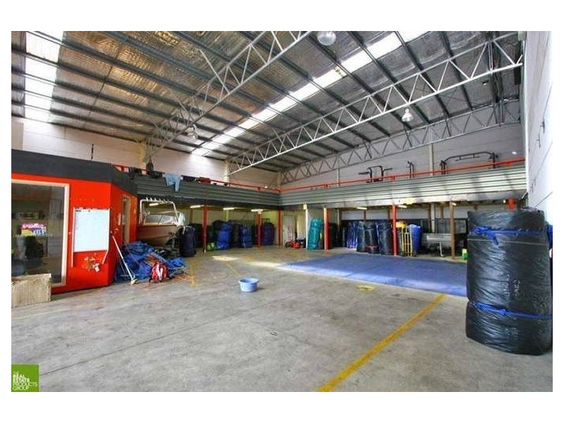 1/15 Shaban Street, Albion Park Rail NSW 2527