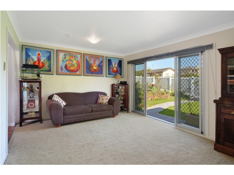 8 Barrack Avenue, Barrack Heights NSW 2528