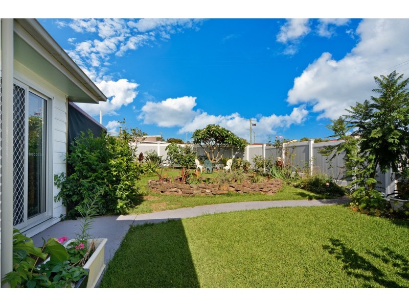 8 Barrack Avenue, Barrack Heights NSW 2528