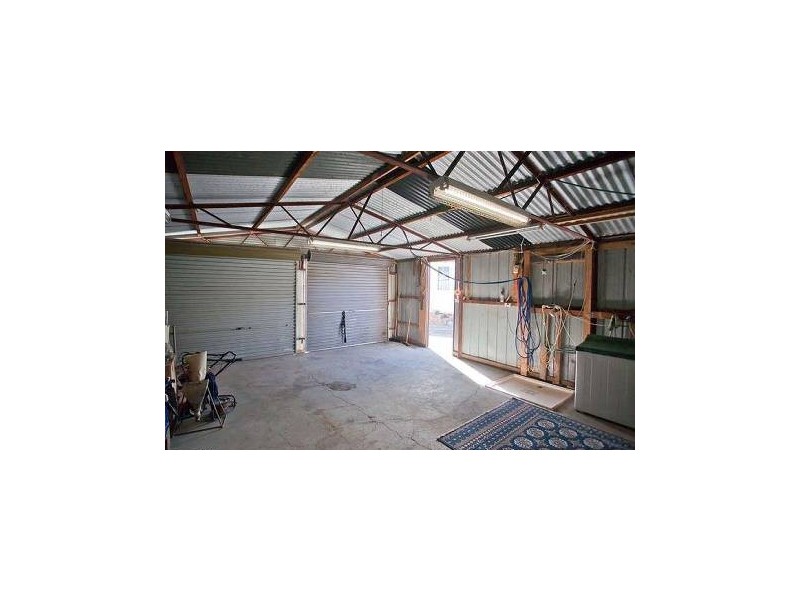 8 Barrack Avenue, Barrack Heights NSW 2528
