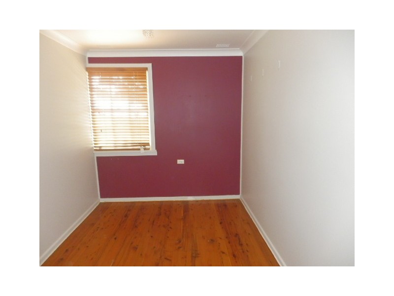 18 Toshack Street, Warilla NSW 2528