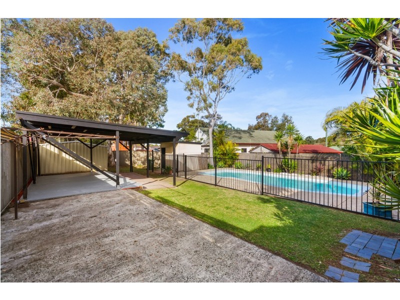 67 Sammat Avenue, Barrack Heights NSW 2528