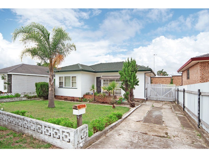 9 Ulster Avenue, Warilla NSW 2528