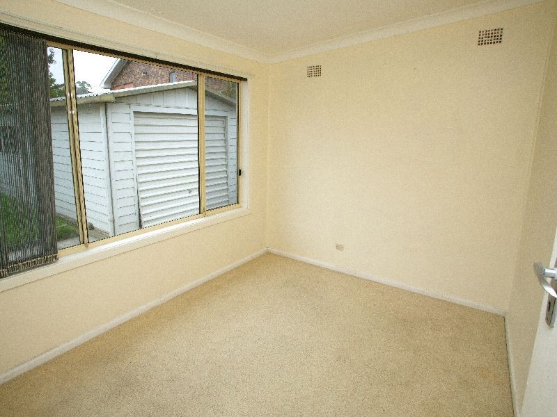 54 Edward Street, Barrack Heights NSW 2528