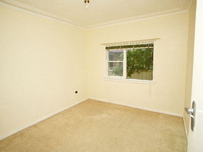 54 Edward Street, Barrack Heights NSW 2528