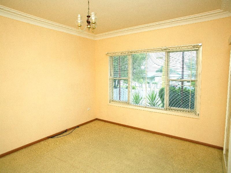 54 Edward Street, Barrack Heights NSW 2528