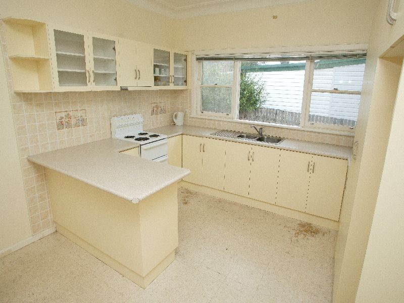 54 Edward Street, Barrack Heights NSW 2528