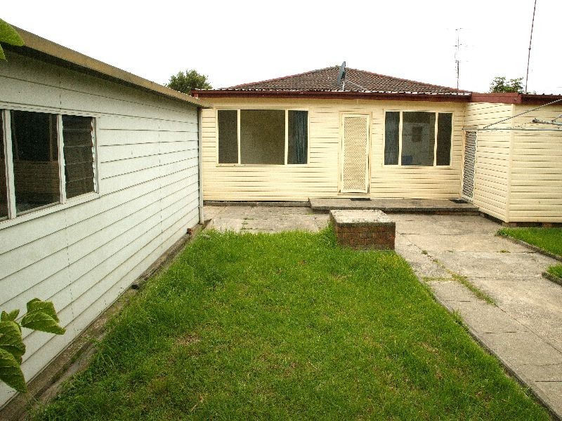 54 Edward Street, Barrack Heights NSW 2528