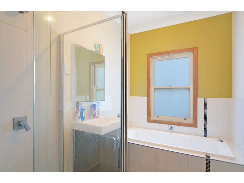 133 Lakeview Parade, Primbee NSW 2502