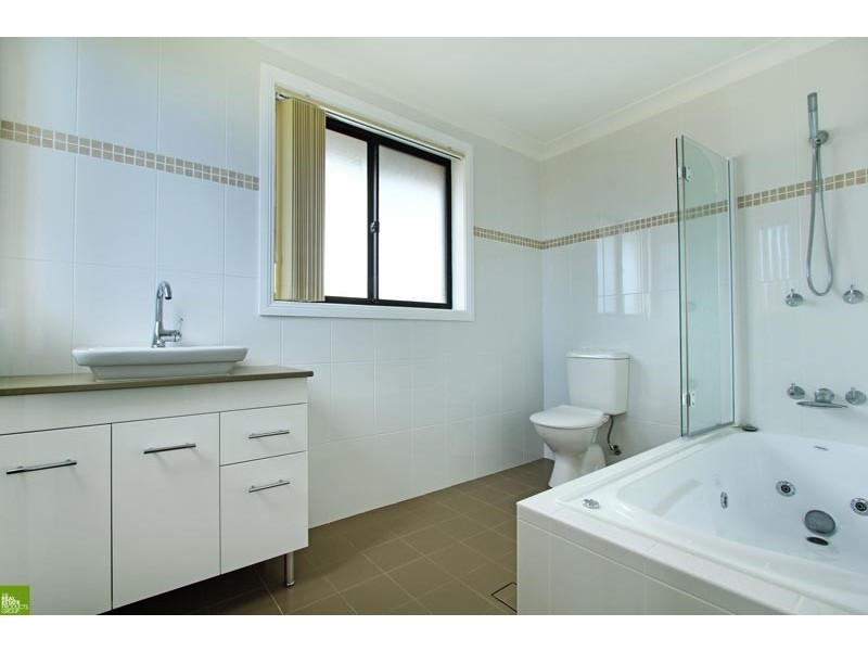 2 Shell Cove Road, Barrack Point NSW 2528