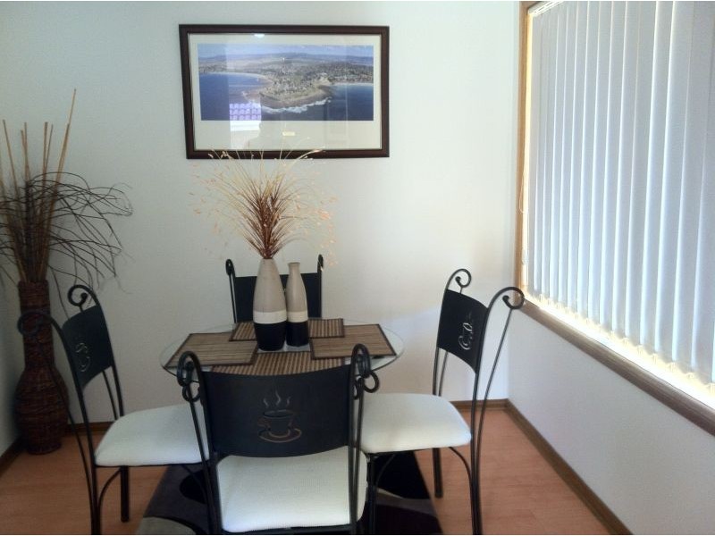 12 Barrack Avenue, Barrack Heights NSW 2528