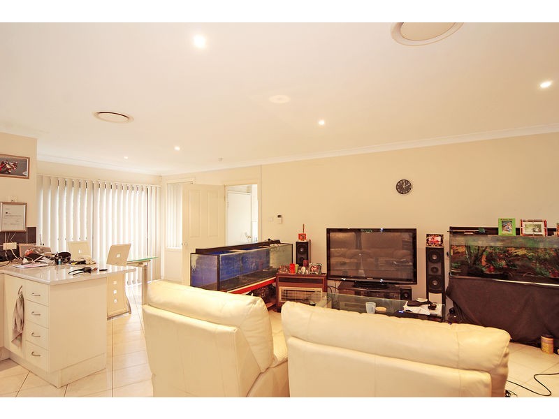 1/42 Seymour Drive, Flinders NSW 2529