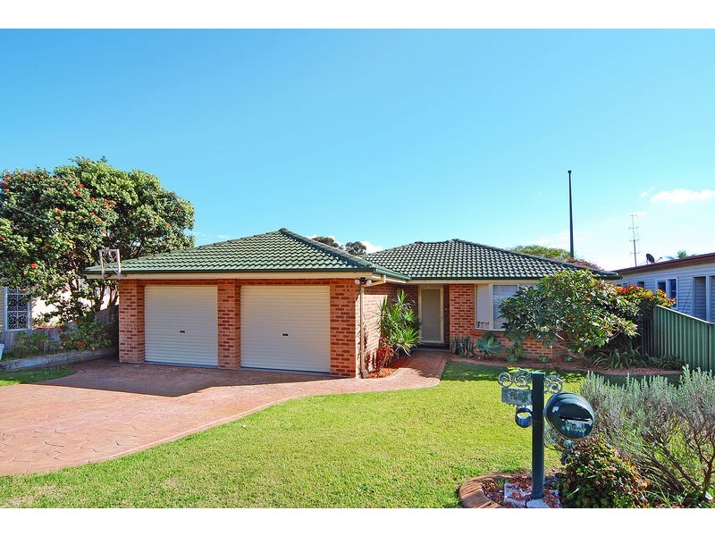 90 Osborne Parade, Warilla NSW 2528