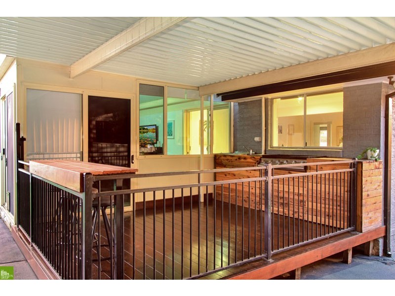 147 Lake Entrance Road, Barrack Heights NSW 2528