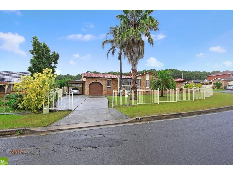 4 Summerfield Place, Barrack Heights NSW 2528