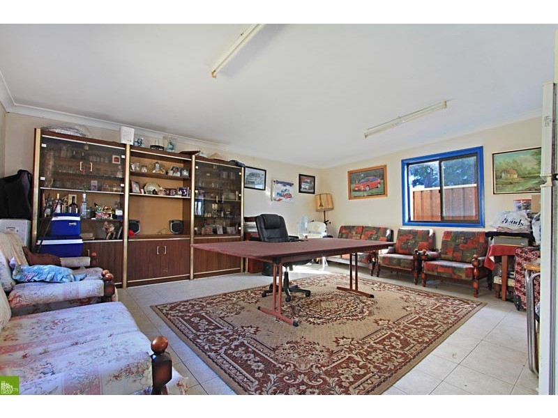 220 Princes Highway, Albion Park Rail NSW 2527