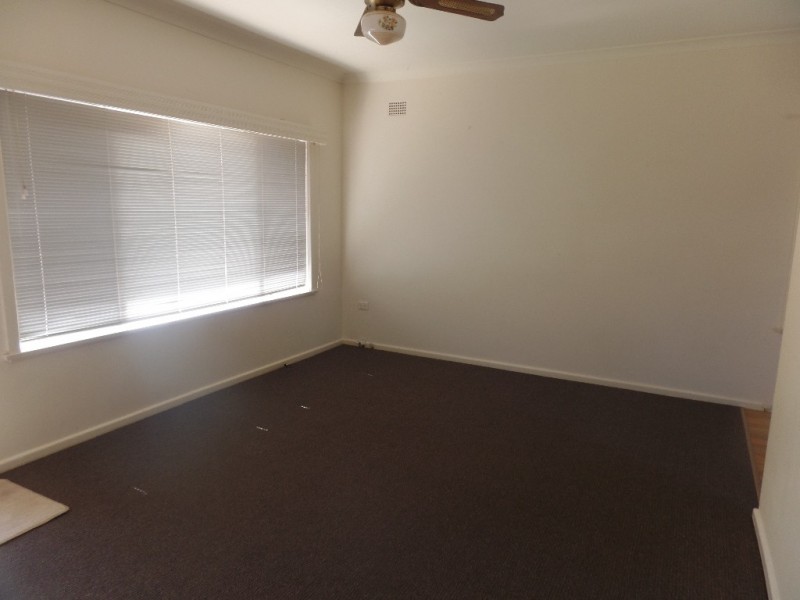 273 Reddall Parade, Mount Warrigal NSW 2528