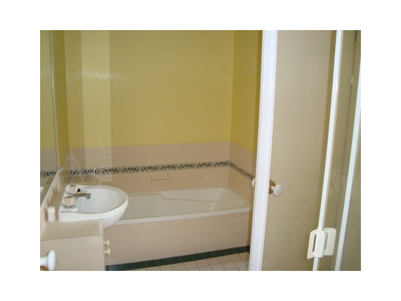 1 Brou Place, Flinders NSW 2529