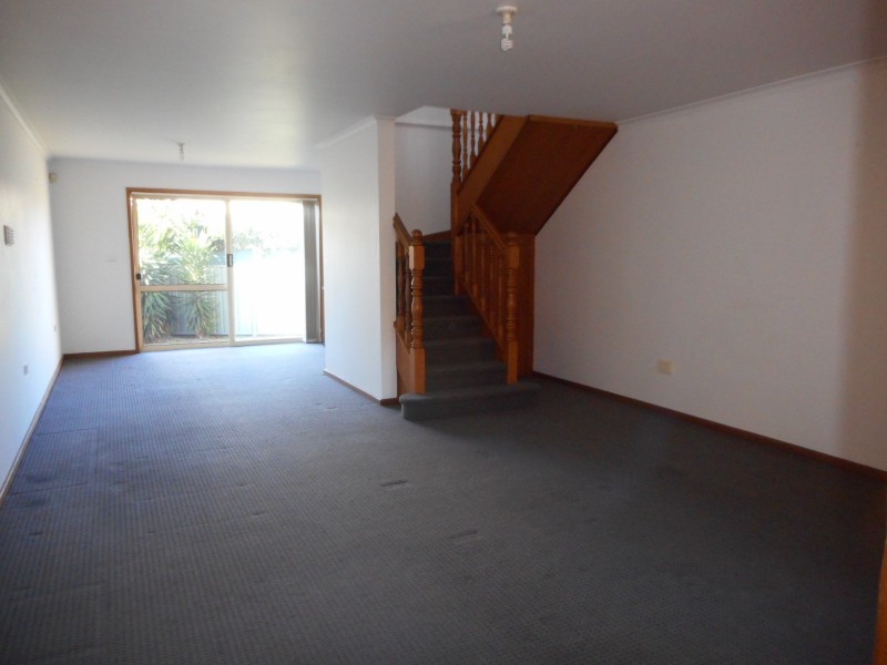 4/76-78 Pur Pur Avenue, Lake Illawarra NSW 2528