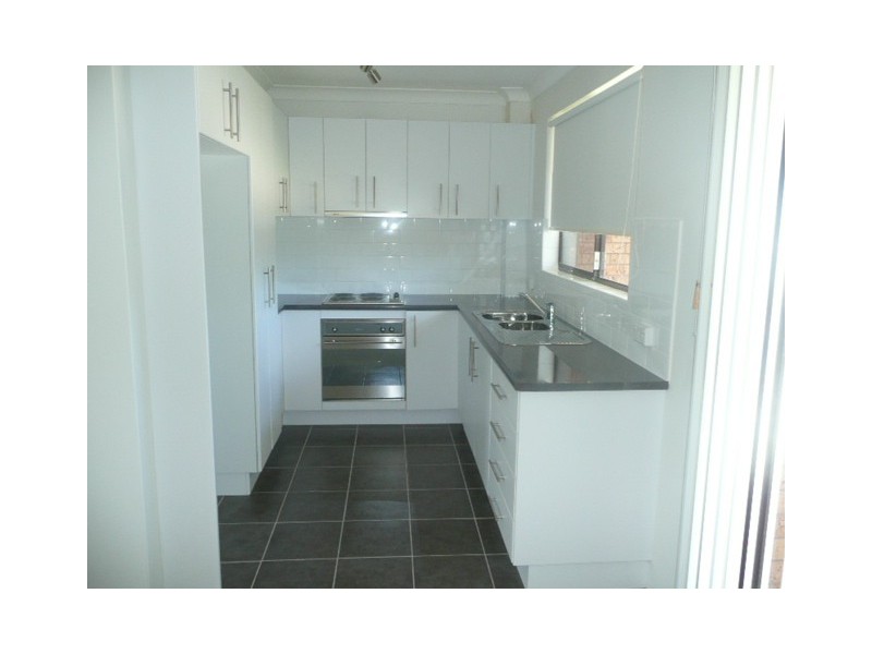 5/37 Roberts Avenue, Barrack Heights NSW 2528