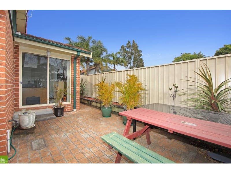 2/221 Rothery Street, Bellambi NSW 2518