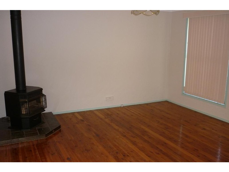 14 Hayes Avenue, Mount Warrigal NSW 2528