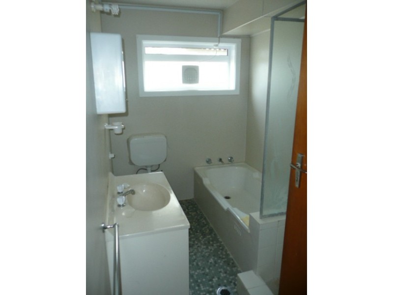 2/152 The Kingsway, Barrack Heights NSW 2528