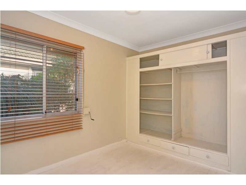 7 Albert Street, Lake Illawarra NSW 2528