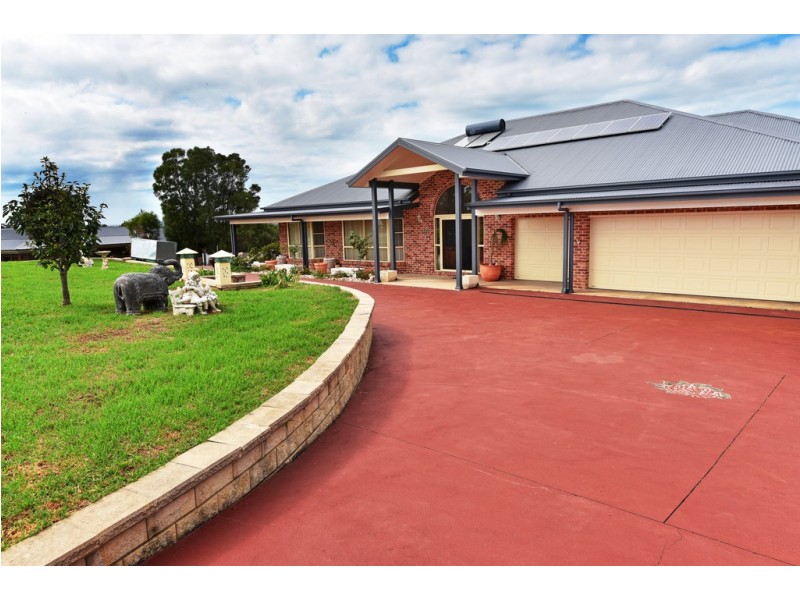 36 Larkins Lane, Yallah NSW 2530