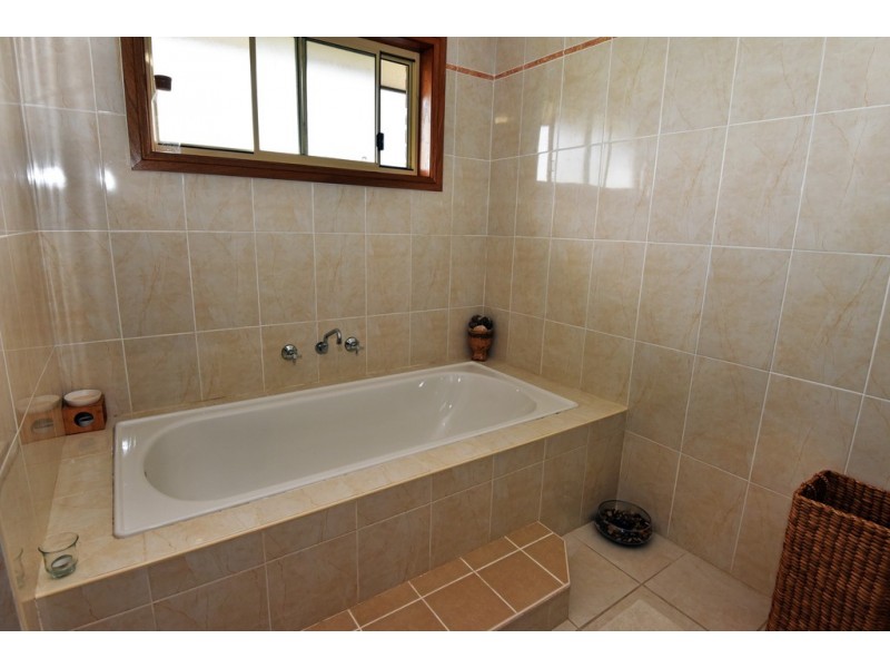 36 Larkins Lane, Yallah NSW 2530