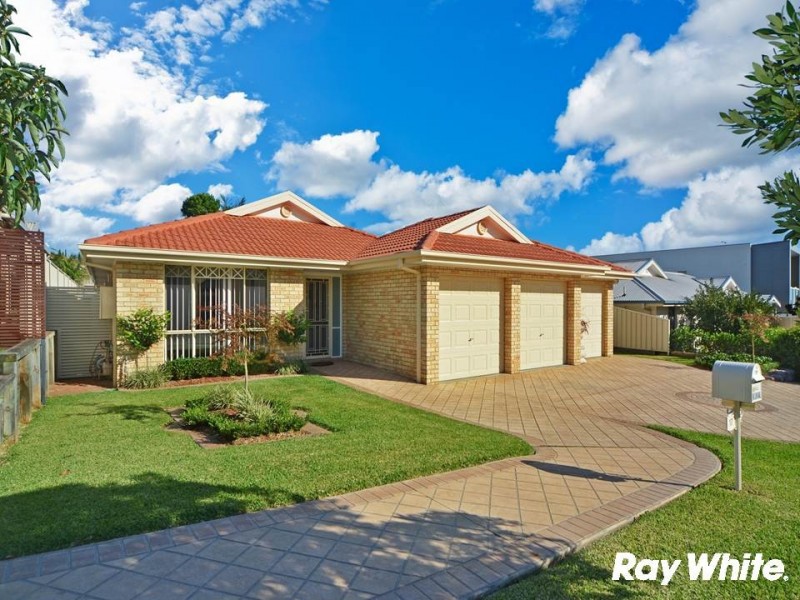 17 Lord Howe Avenue, Shell Cove NSW 2529