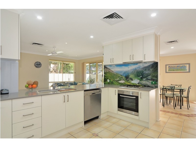 17 Lord Howe Avenue, Shell Cove NSW 2529