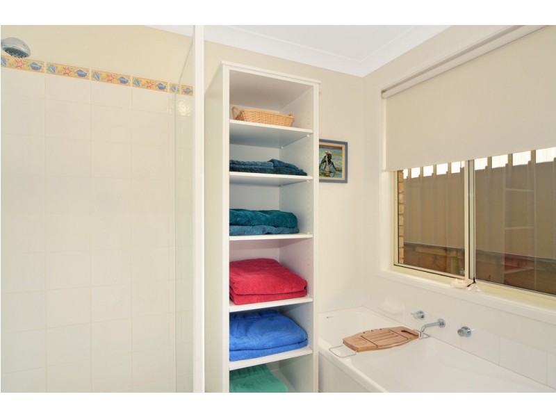 17 Lord Howe Avenue, Shell Cove NSW 2529