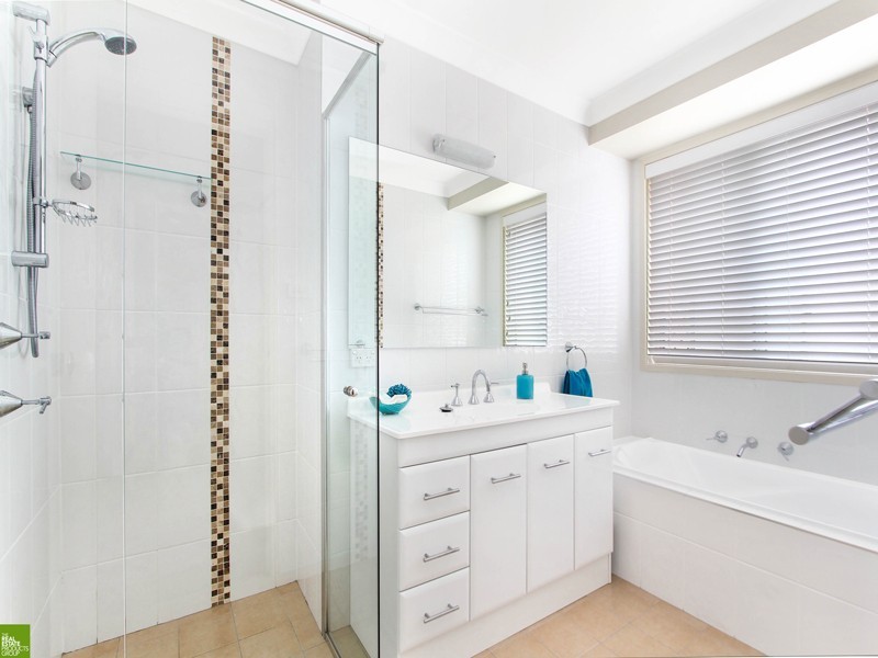 4 Ragamuffin Circuit, Shell Cove NSW 2529
