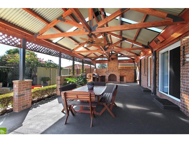 12 Derwent Place, Albion Park NSW 2527