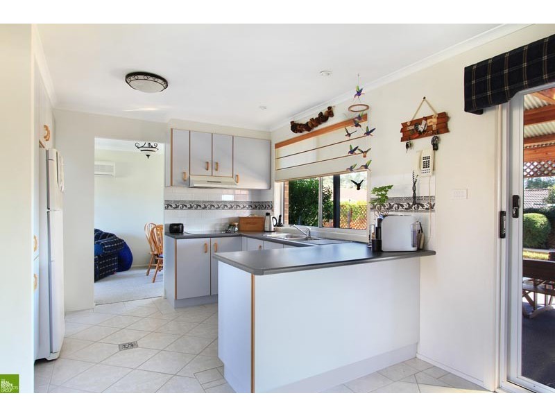12 Derwent Place, Albion Park NSW 2527